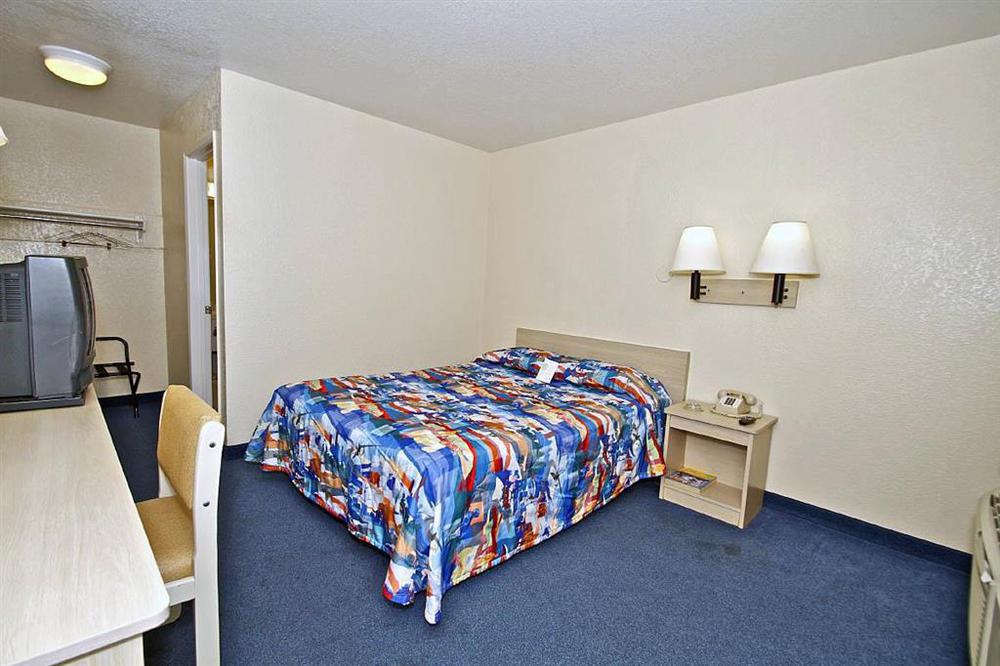 Motel 6-Westminster, Ca - South - Long Beach Area חדר תמונה